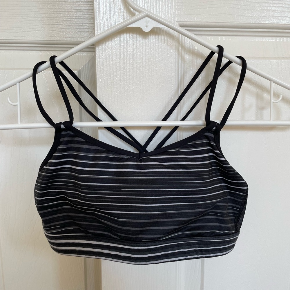 Lululemon sport bras size 4